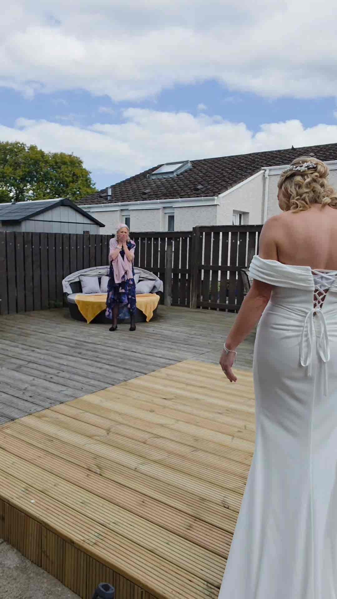 Aisla & Paul - First Look